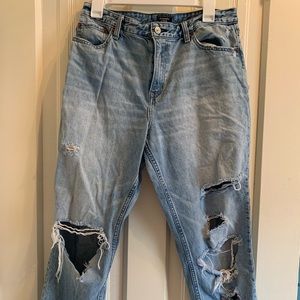 Abercrombie & Fitch Distressed Annie Girlfriend Cropped Jeans Size 12 regular